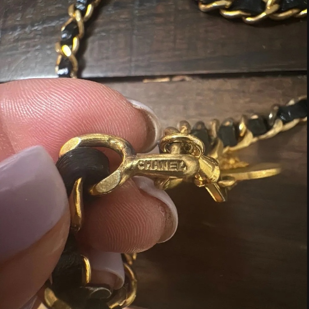 CHANEL authentic chain belt - Picture 3 of 4